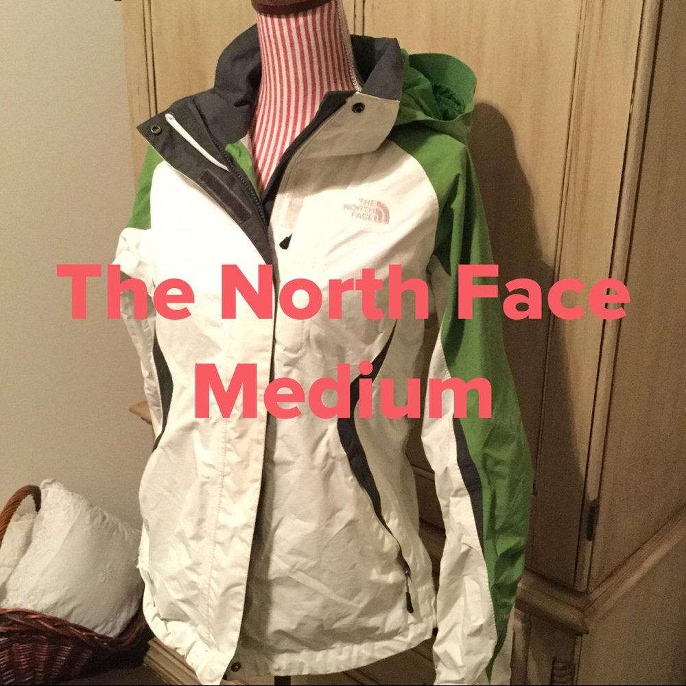 The North Face windbreaker/rain jacket M